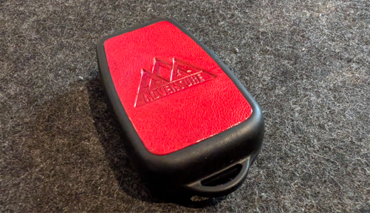 ネクサスジャパンRAV4キーケースレビュー｜本革×TPUで傷対策