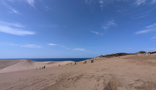 鳥取砂丘訪問記｜砂の丘を越えた先に日本海が広がる絶景スポット