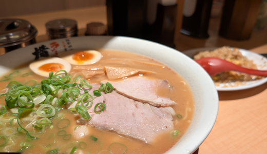 【心斎橋】ラーメン横綱 クリスタ長堀店｜味玉ラーメンと半チャーハンを実食