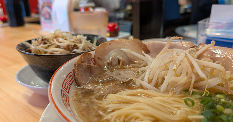 高田市駅徒歩1分「千夢 本店」を訪問｜尾道ラーメンを思わせる千夢ラーメンとねぎチャーシュー丼